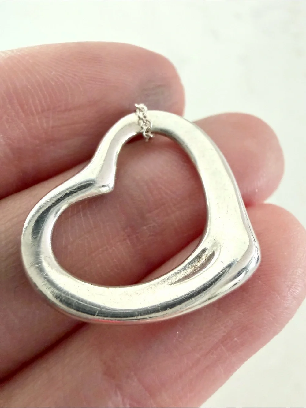 Tiffany & Co. Elsa Peretti Open Heart Necklace Medium 16mm 20” Sterling Silver - Picture 4 of 8